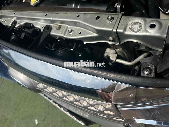 Toyota Fortuner 2010 2.7V - 90000 km