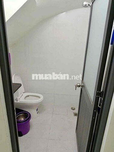 Cho thuê nhà nguyên căn Đường Nguyễn Trọng Tuyển Quận TB