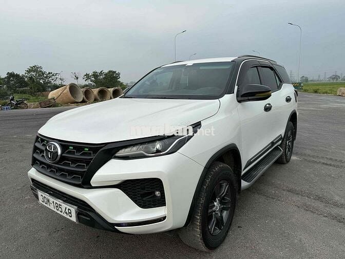 Toyota Fortuner 2022 2.4 4x2 AT - 36000 km