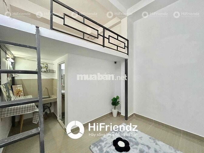 Duplex Cực Hiếm Full NT - Thang Máy Ở Được 4 Người Sát Quận 5 ,Quận 11