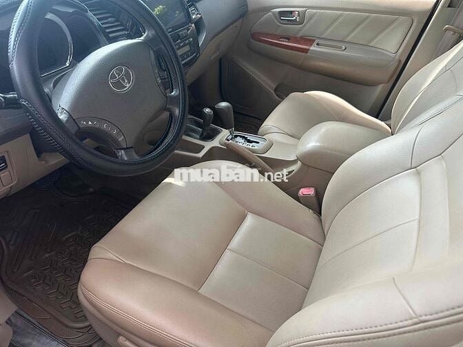 Toyota Fortuner 2010 2.7V - 90000 km
