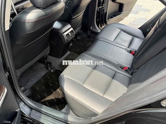 Toyota Camry 2016 2.5Q Siêu lứơt 37000 km