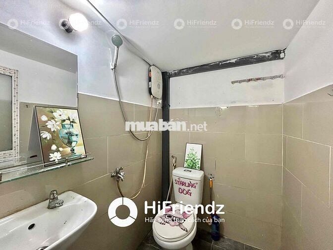 Duplex Cực Hiếm Full NT - Thang Máy Ở Được 4 Người Sát Quận 5 ,Quận 11