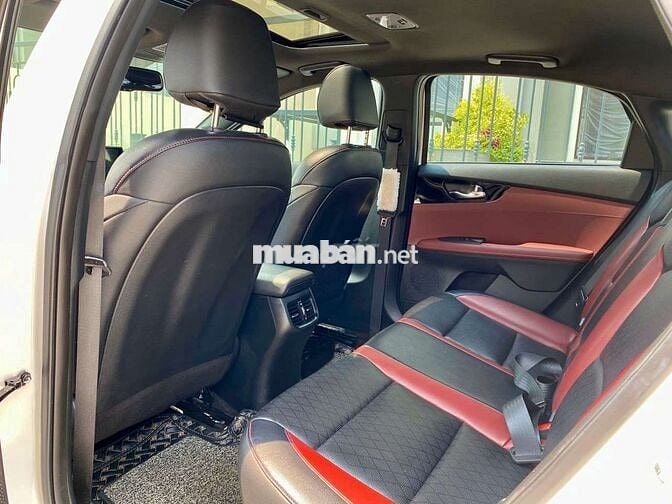 2021 2.0 AT PREMIUM - 42000 km