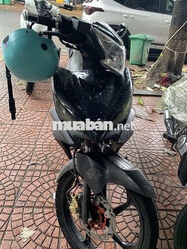 Yamaha năm 2019 đen nhám
