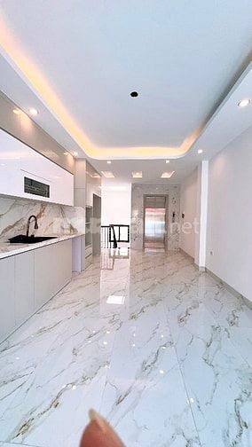 Nhà phân lô vỉa hè Kim Đồng 55m, 7T, thang máy 24 tỷ 