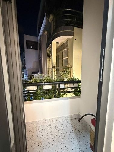 Bán nhà Cô Giang Q.1 - 32m2 - 3pn 3wc tặng nội thất, giá 7,1 tỉ