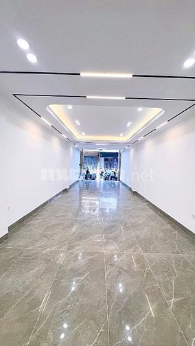 Nhà phân lô vỉa hè Kim Đồng 55m, 7T, thang máy 24 tỷ 