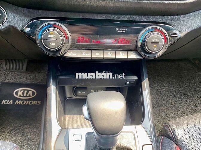 2021 2.0 AT PREMIUM - 42000 km