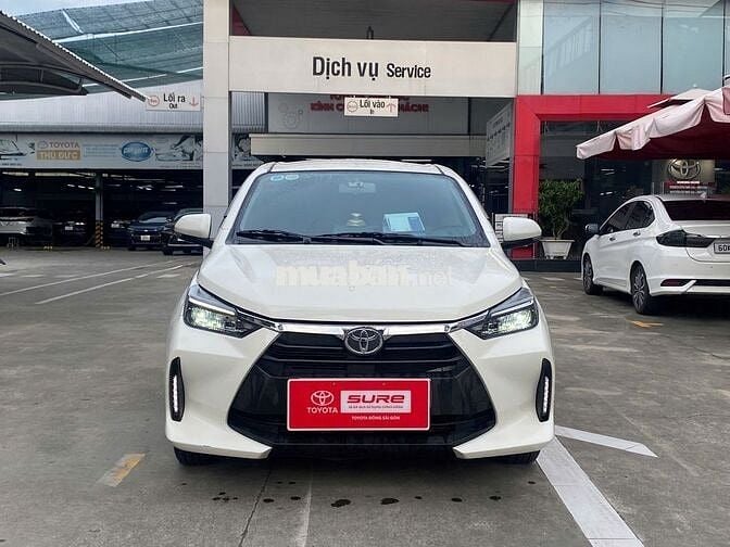 Toyota Wigo 2024 G 1.2 AT - 25.000 km