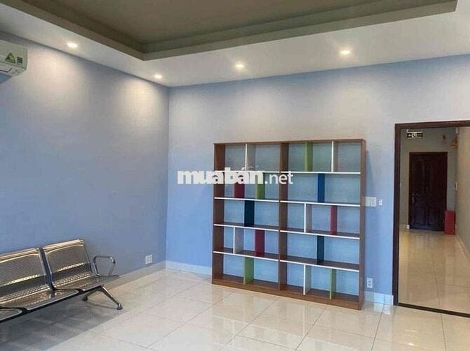 Cho Thuê Nhà 1Trệt 2Lầu 5Phòng Ngủ Mặt Tiền Hoàng Hoa Thám