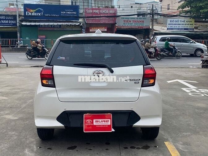 Toyota Wigo 2024 G 1.2 AT - 25.000 km