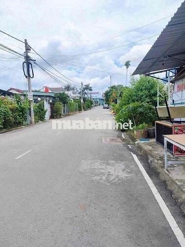 Giảm 300Tr còn 960TR TL Đất Góc MT 95m2 Mặt Tiền Đường Hưng Định 19