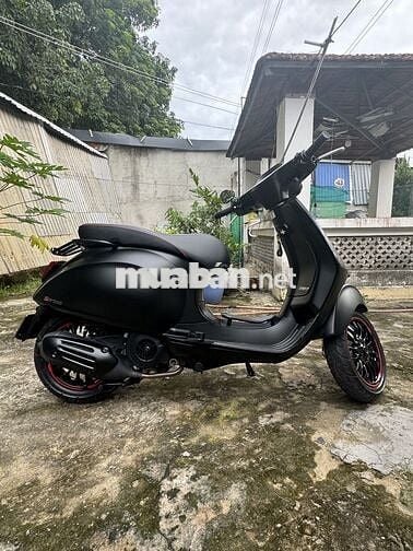 Vespa sprint 125 bản carbon 2024