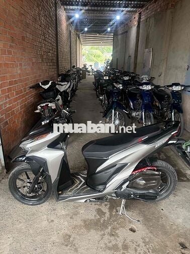 cần bán vario 150