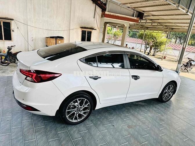 Elantra 2022 2.0 AT - 10000Km Siêu Mới