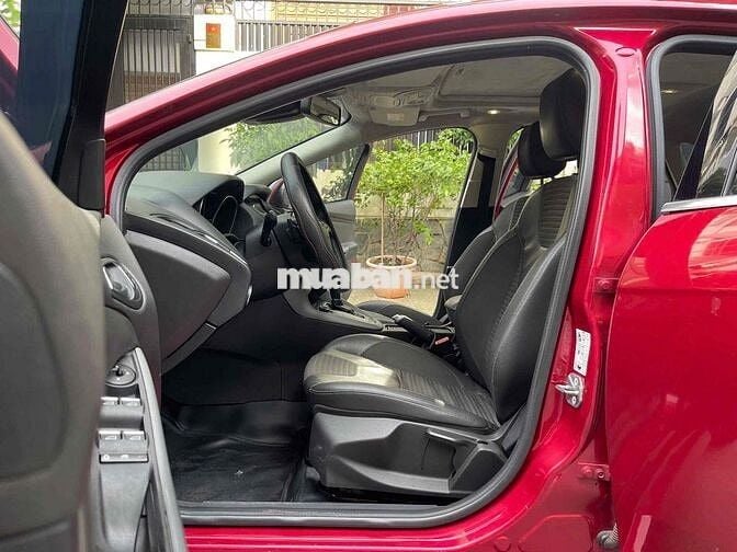 Ford Focus 2018 Sport 1.5L - 67000 km