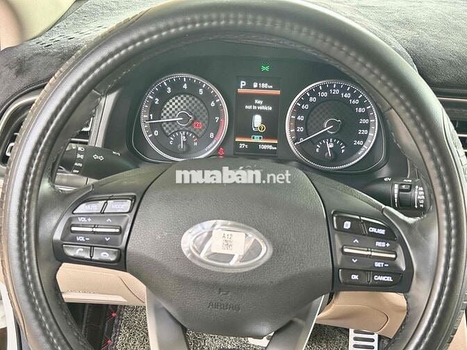 Elantra 2022 2.0 AT - 10000Km Siêu Mới