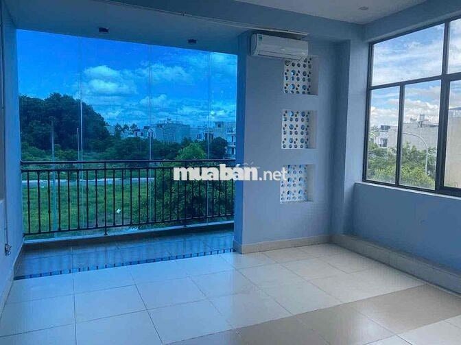 Nhanh thì còn ạ Mặt bằng Hoàng Hoa Thám 1 hầm 1tr2 lầu 5x20m