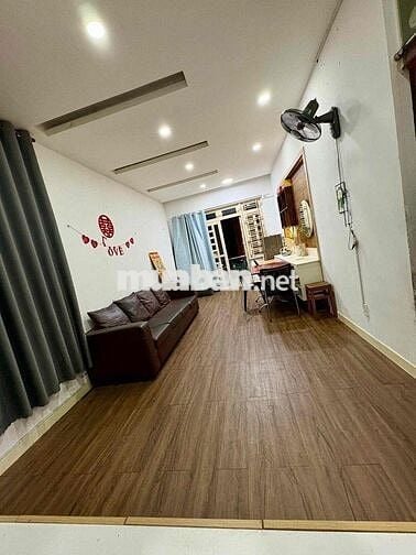 CHÍNH CHỦ CHO THUÊ LẠI CĂN HỘ TO NHƯ CHUNG CƯ FULL NỘI THẤT BAN CÔNG