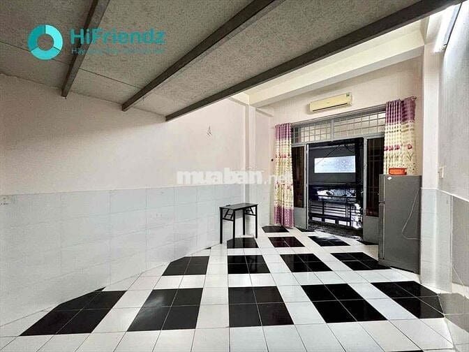 PHÒNG BAN CÔNG RỘNG THOÁNG - WC RIÊNG - DƯƠNG BÁ TRẠC Q8 NGAY CẦU NVC