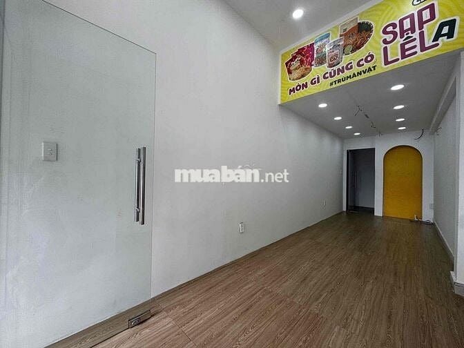 MẶT TIỀN ĐƯỜNG CÁCH MẠNG THÁNG TÁM KHU ĐƯỜNG SẦM UẤT ĐÔNG CƯ DÂN