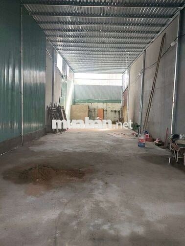Cho thuê kho mặt tiền đường Nhựa Đông Tác