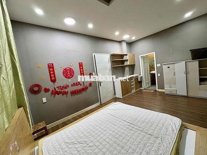 CHÍNH CHỦ CHO THUÊ LẠI CĂN HỘ TO NHƯ CHUNG CƯ FULL NỘI THẤT BAN CÔNG