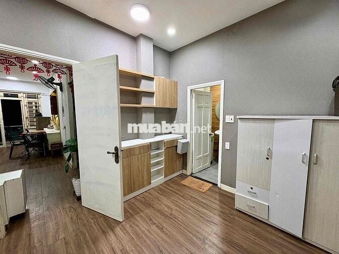 CHÍNH CHỦ CHO THUÊ LẠI CĂN HỘ TO NHƯ CHUNG CƯ FULL NỘI THẤT BAN CÔNG
