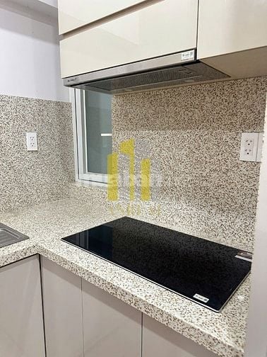 Cho Thuê Nhà Văn Phòng 1 Lầu giá 18 Triệu. Có Thang Máy