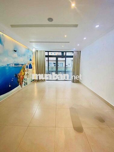 SIÊU PHẨM ĐƯỜNG HOA - 4.5x18m, 34E Hoa Sứ, P.7, Phú Nhuận - mới đẹp