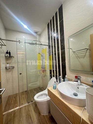 Cho Thuê Nhà Văn Phòng 1 Lầu giá 18 Triệu. Có Thang Máy