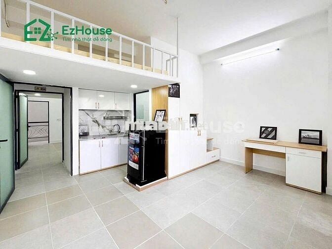 CHO THUÊ PHÒNG BAN CÔNG NỘI THẤT CAO CẤP GÁC CAO RỘNG