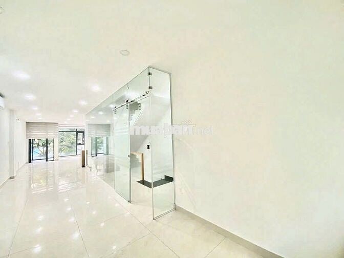 SIÊU ĐẸP SIÊU RẺ - 200E Nguyễn Trọng Tuyển, PN, 5x21m, trống vào ngay