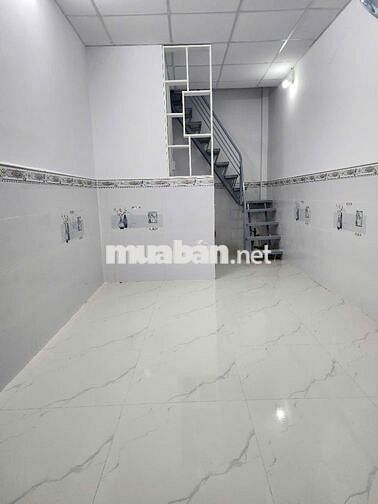 Cần bán căn nhà 3x7 DTSD , ngay cầu lớn , chợ nhị xuân , như video