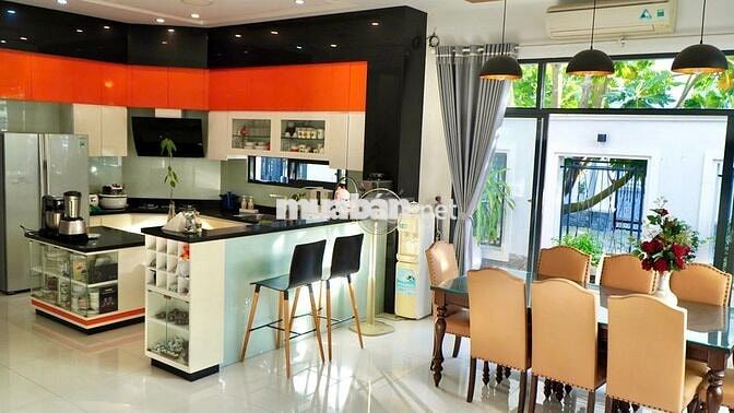 Bán biệt thự hàng hiếm KDC 13B Conic căn góc - giá cực tốt TL mạnh