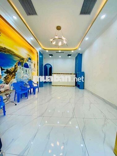 SIÊU PHẨM ĐƯỜNG HOA - 4.5x18m, 34E Hoa Sứ, P.7, Phú Nhuận - mới đẹp