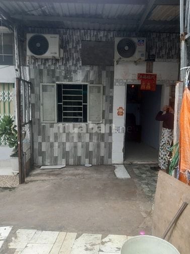 Bán nhà gấp huyện Bình Chánh 