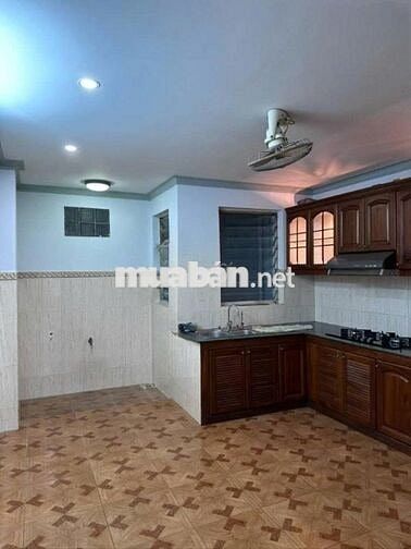 Cho thuê nhà mặt tiền Ngô Gia Tự , Q10 - 4x20 - Giá: 50 Triệu