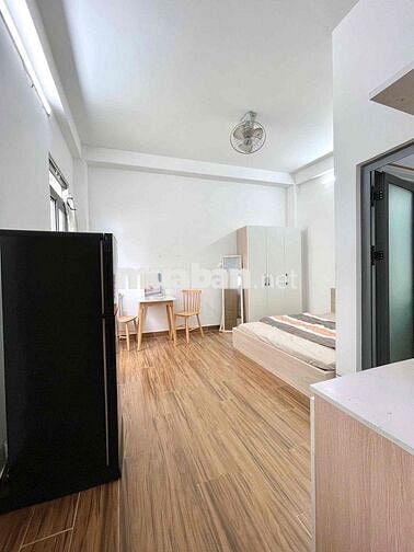 🏠Studio Cách mạng tháng8 quận3 27m2 cửa sổ trời Full nội thất giá 5tr8