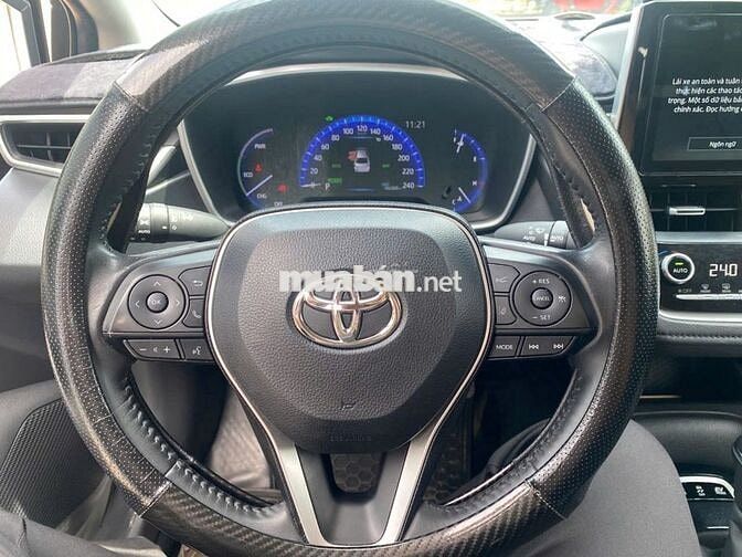 Toyota Corolla Altis Hybrid 2022 - 46088 km