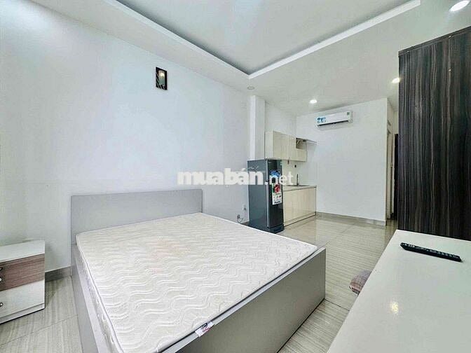 CHDV - THANG MÁY - NHÀ ĐẸP THOÁNG SÁT CHỢ THIẾC, BV CHỢ RẪY QUẬN 5