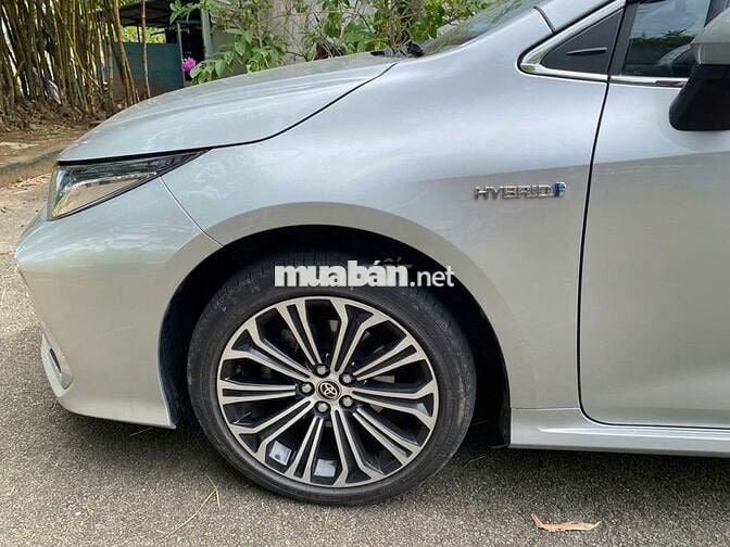 Toyota Corolla Altis Hybrid 2022 - 46088 km