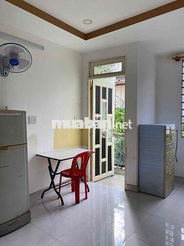Cho Nữ thuê phòng trong nhà không chung chủ