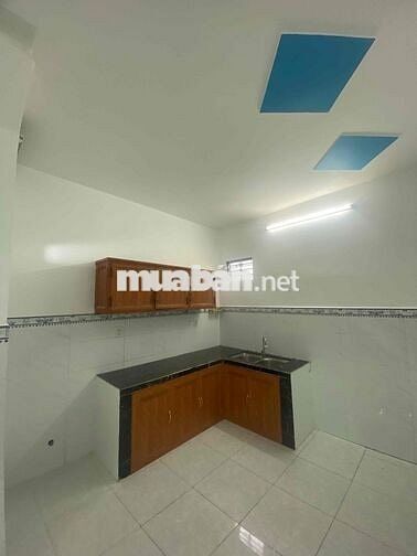 Nhà 50m2 , 1 trệt 1 lầu ,2 phòng ngủ ở gần chợ Nhị Xuân , Hóc Môn,