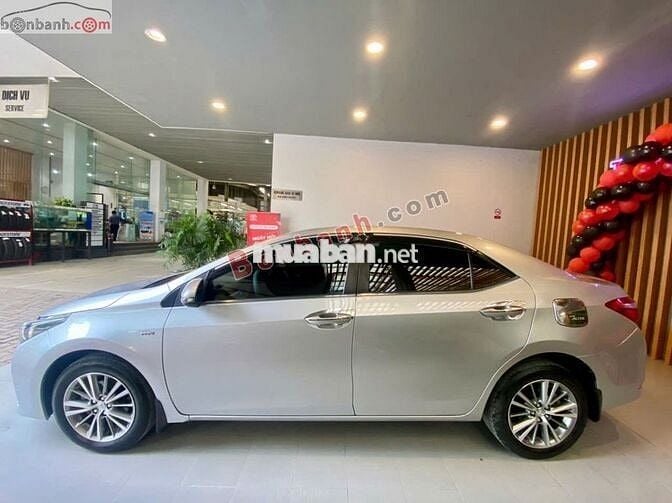 Toyota Corolla altis 1.8G AT 2017 - 468 Triệu