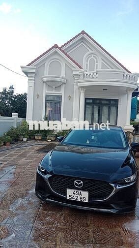 Mazda 3 2022 - 7900 km