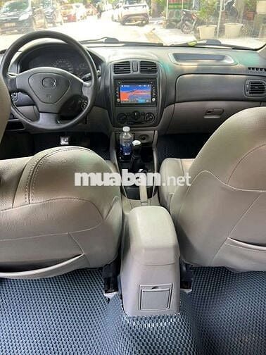 Xe Mazda 323 1 chủ đi cực giữ gìn ạ