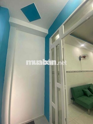 Nhà 50m2 , 1 trệt 1 lầu ,2 phòng ngủ ở gần chợ Nhị Xuân , Hóc Môn,