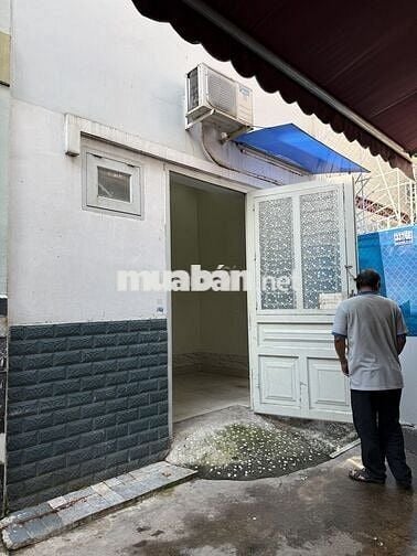 Nhà MT hẽm 5m, hẽm sau 3m gần CV Đầm Sen khu an ninh ,SH chính chủ Q11